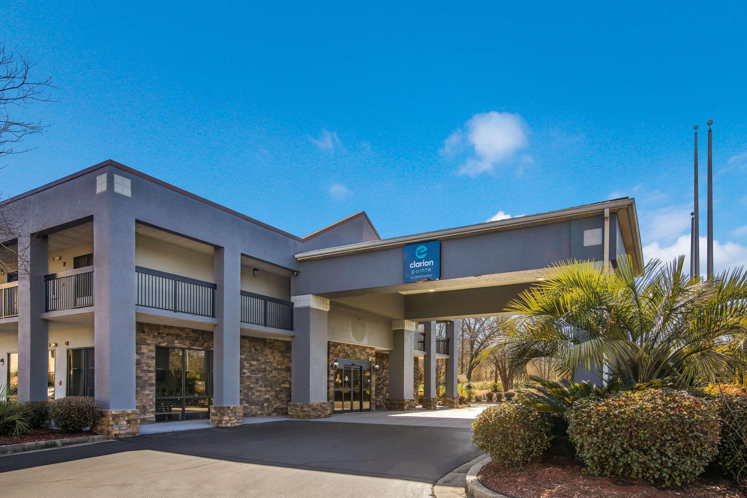 Clarion Pointe Forsyth I-75 Hotel Eksteriør billede